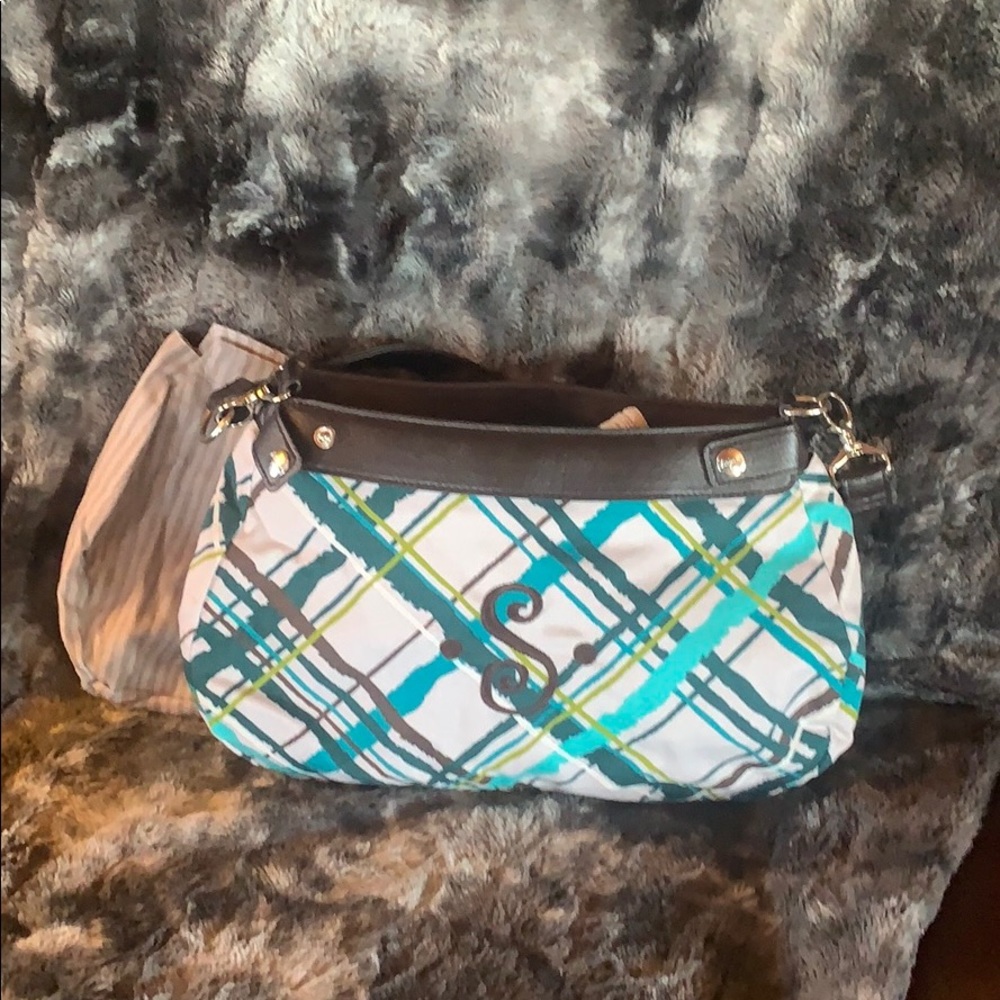 Thirty-one S Embroidered skirt purse